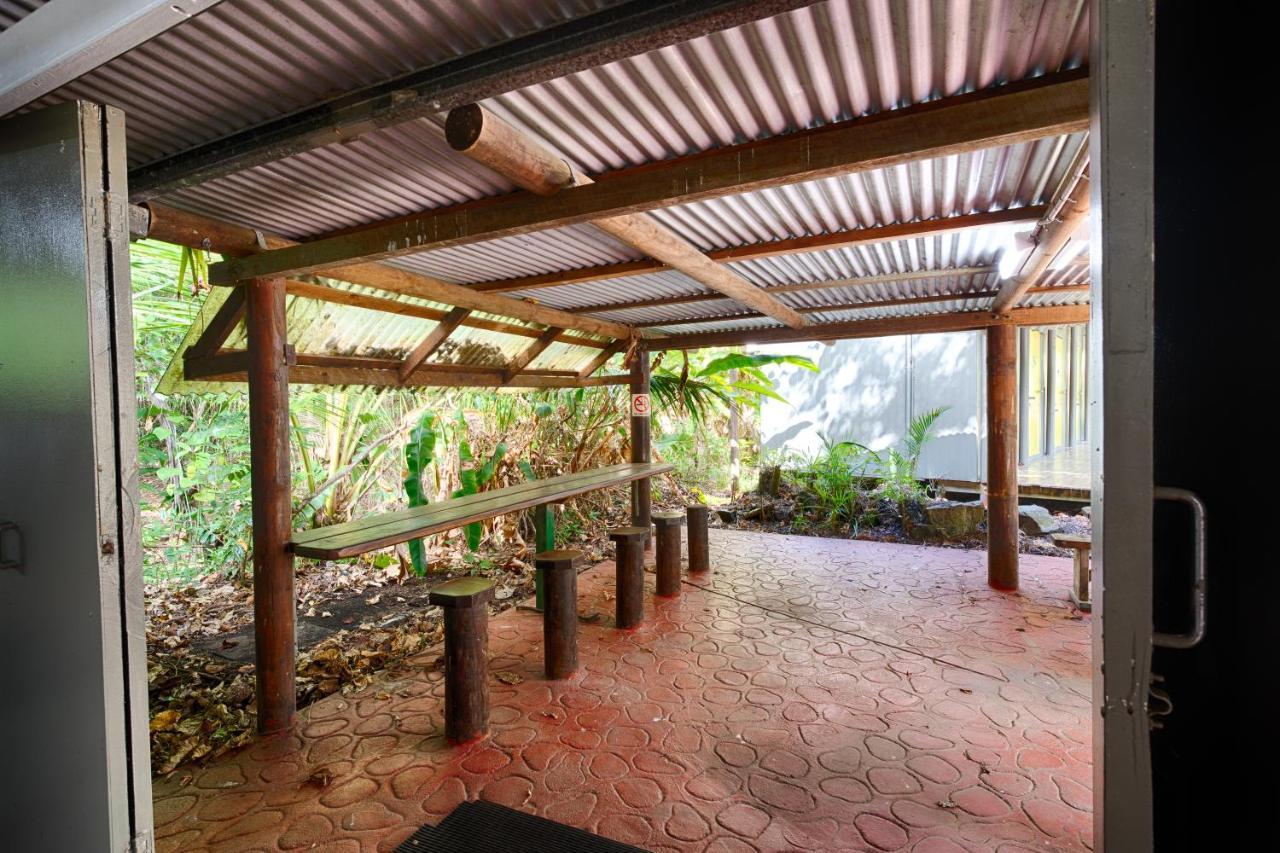 Pk's Jungle Village Hostel *